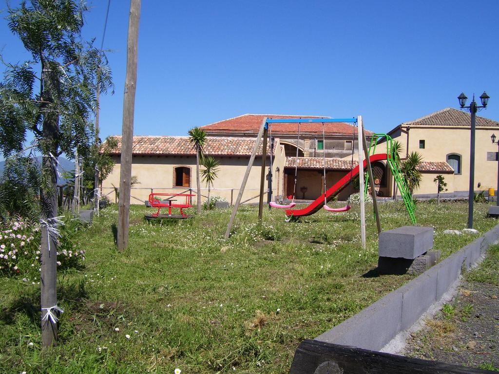 Etna Wine Azienda Agrituristica Passopisciaro Bagian luar foto