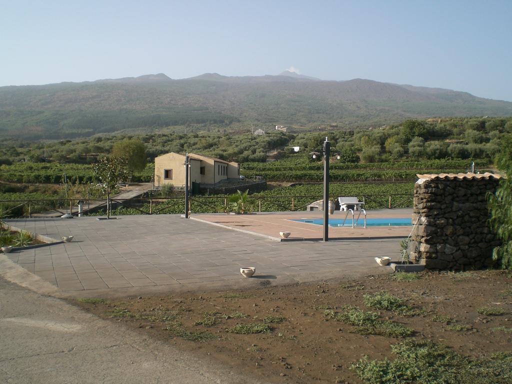 Etna Wine Azienda Agrituristica Passopisciaro Bagian luar foto