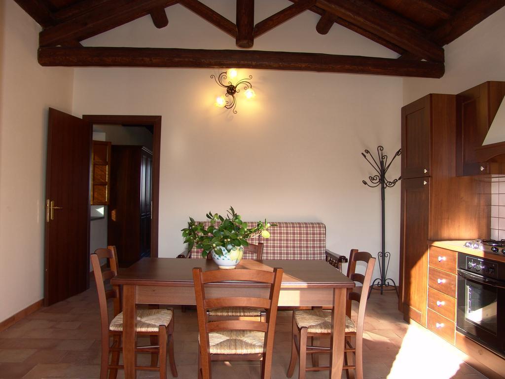 Etna Wine Azienda Agrituristica Passopisciaro Ruang foto